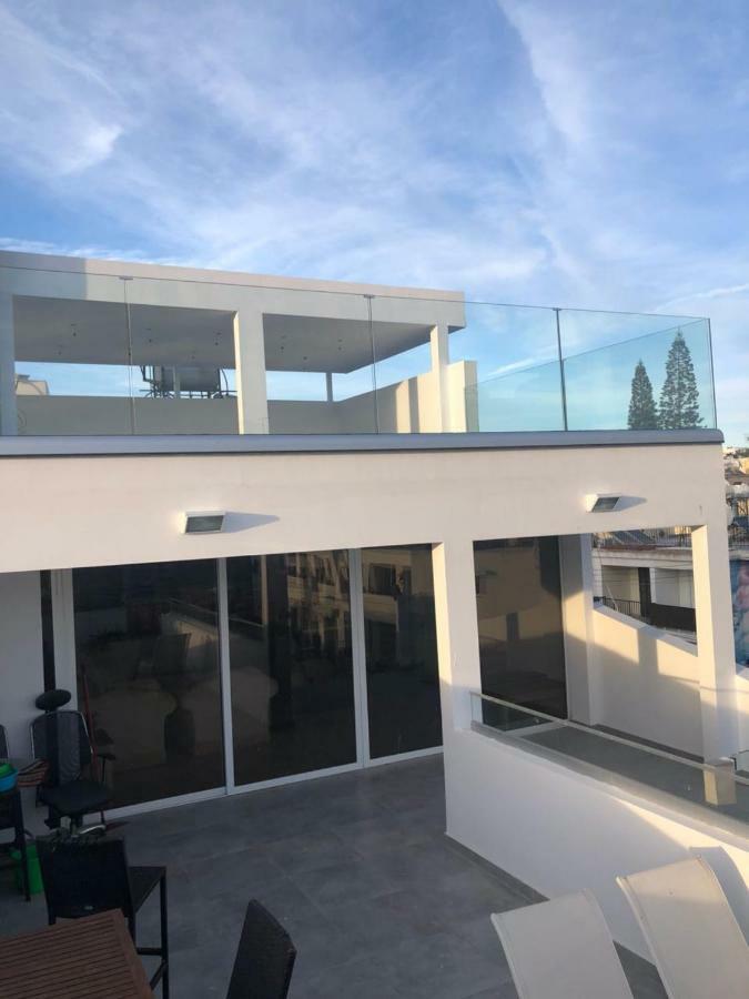 Freminore Sky Aprtments Agia Napa Buitenkant foto